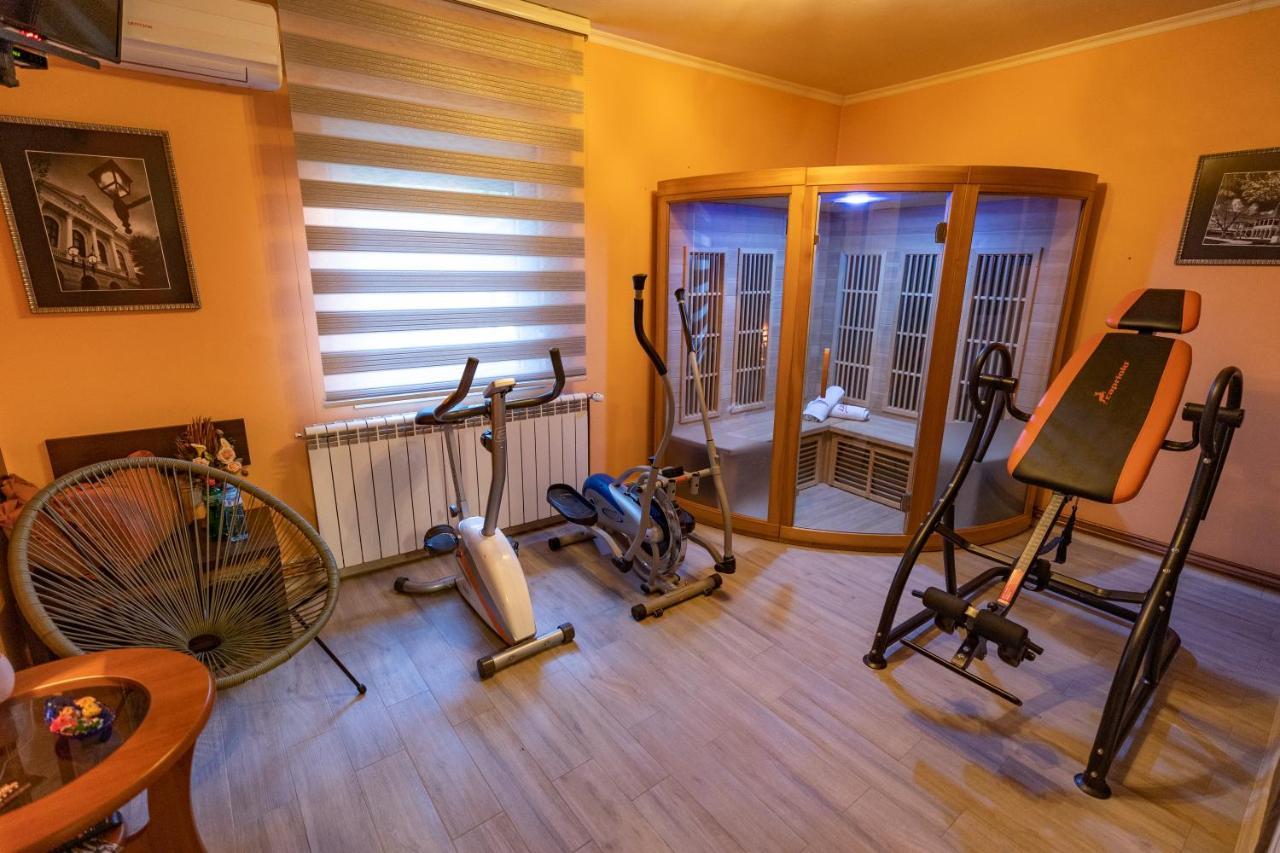 Garni Hotel Lama Kragujevac Ngoại thất bức ảnh