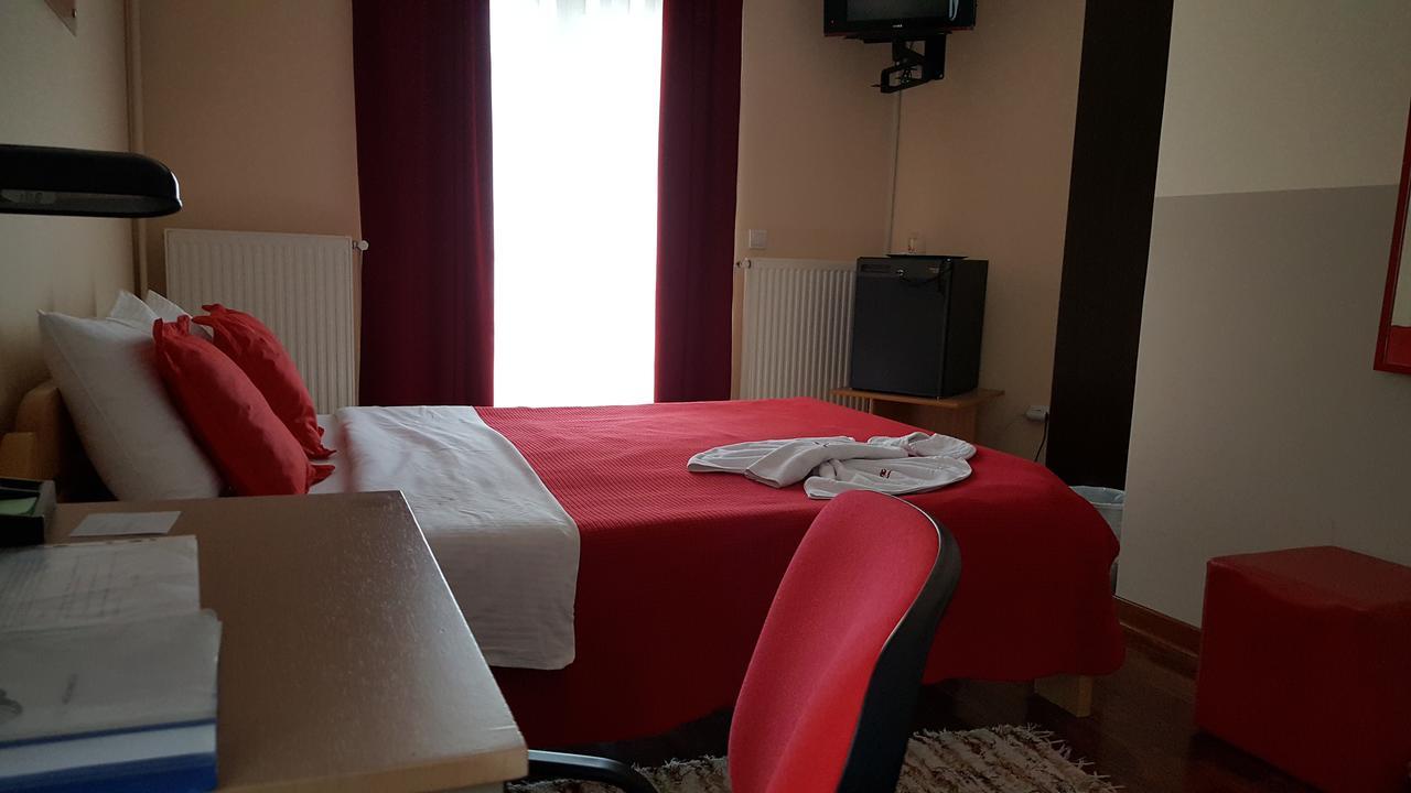 Garni Hotel Lama Kragujevac Ngoại thất bức ảnh