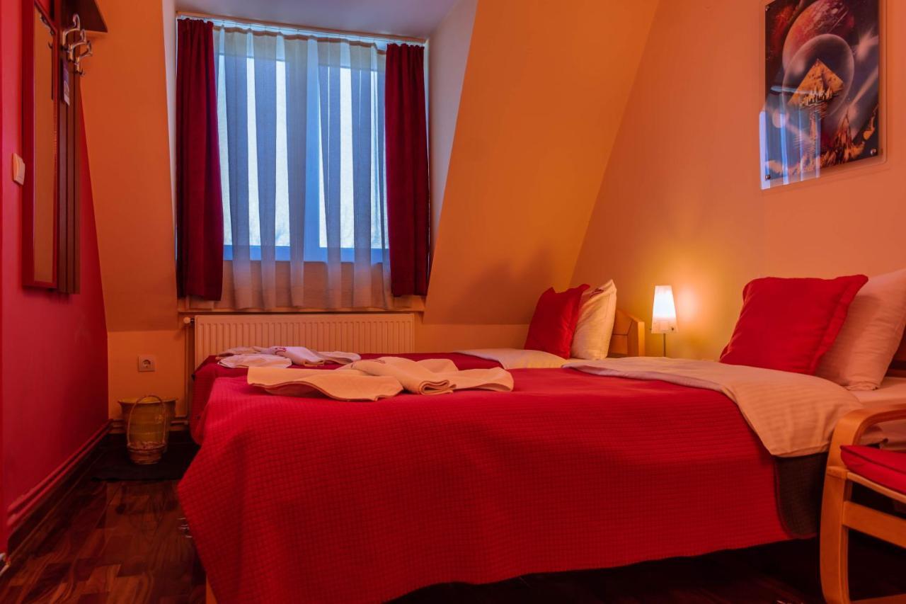 Garni Hotel Lama Kragujevac Ngoại thất bức ảnh